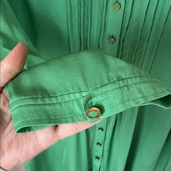 St. John sport vintage silk stretch green button blouse - Picture 6 of 12